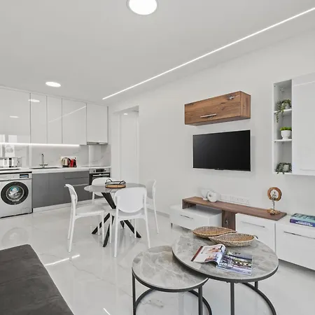 Maestro Apartment