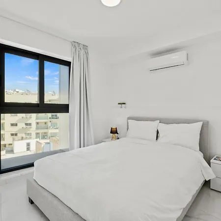 Apartment Maestro