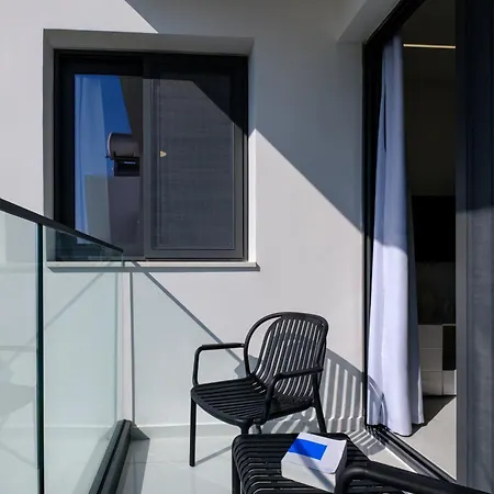 Maestro Apartment *