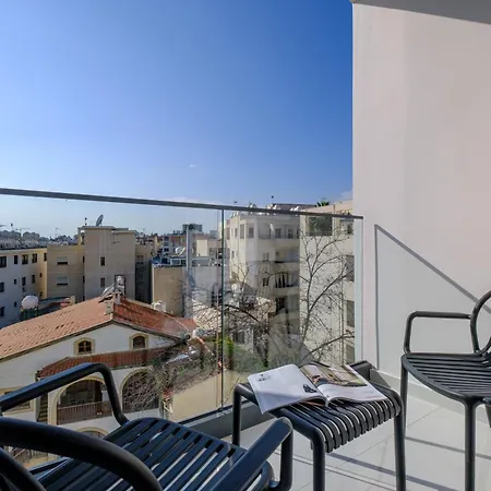 Apartment Maestro
