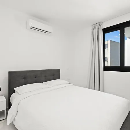 Maestro Apartment *